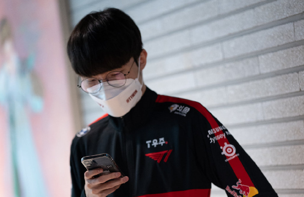 开云体育在线-关于GEN横扫TeamLiquid，Zeus高光表现的信息