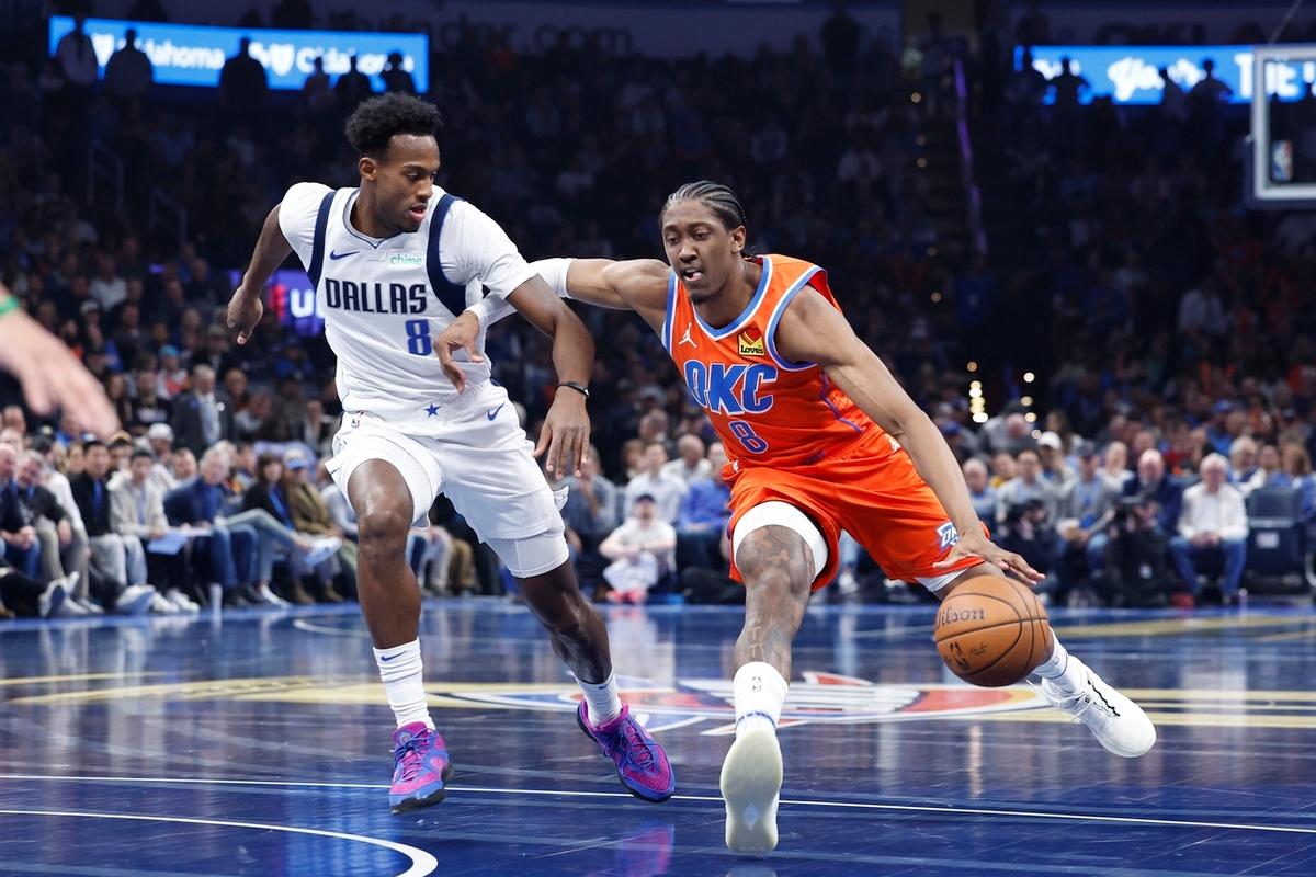 威廉姆斯完胜红牛二队，塞恩斯状态火热的简单介绍