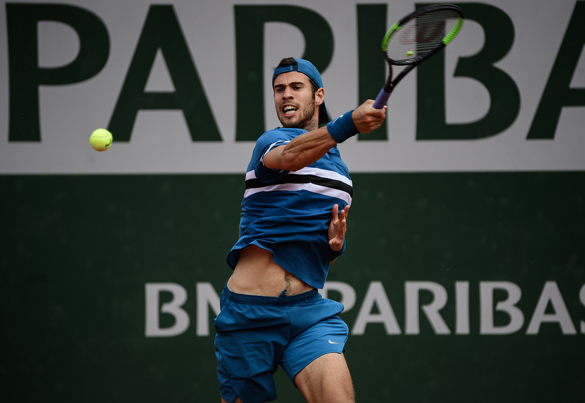 戴维斯杯横扫法网,西西帕斯统治全场 戴维斯杯横扫法网,西西帕斯统治全场