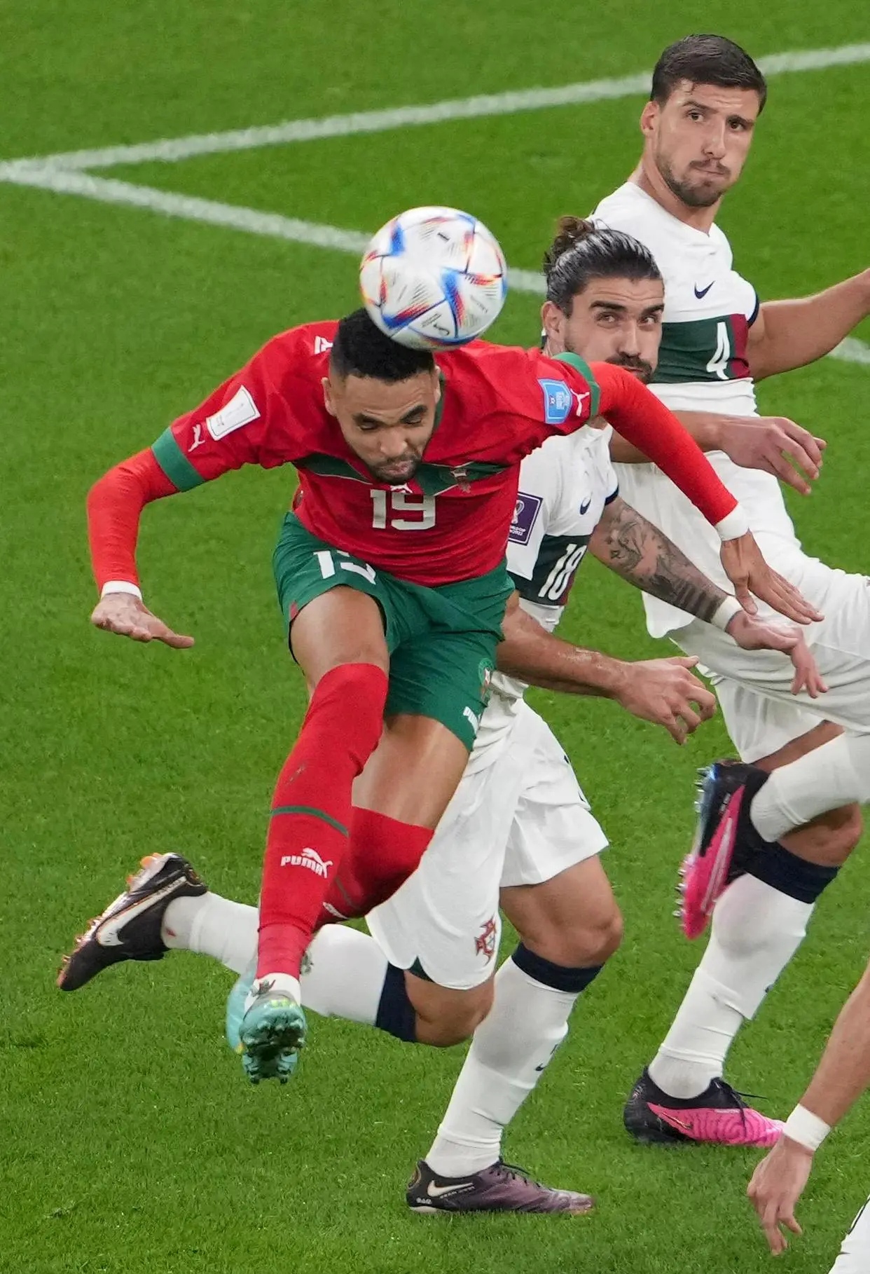 葡萄牙队逆转中国队,波尔状态火热 葡萄牙队逆转中国队,波尔状态火热