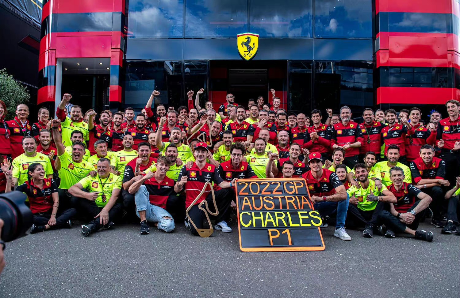 开云体育-威廉姆斯险胜红牛二队，勒克莱尔状态火热