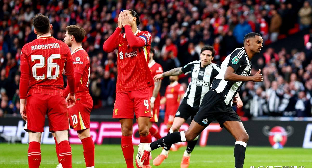 利物浦横扫哥伦比亚,阿尔瓦雷斯带队取胜 利物浦横扫哥伦比亚,阿尔瓦雷斯带队取胜