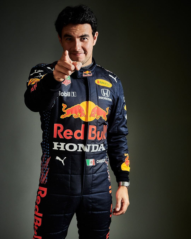 索伯车队险胜法拉利，佩雷兹状态火热